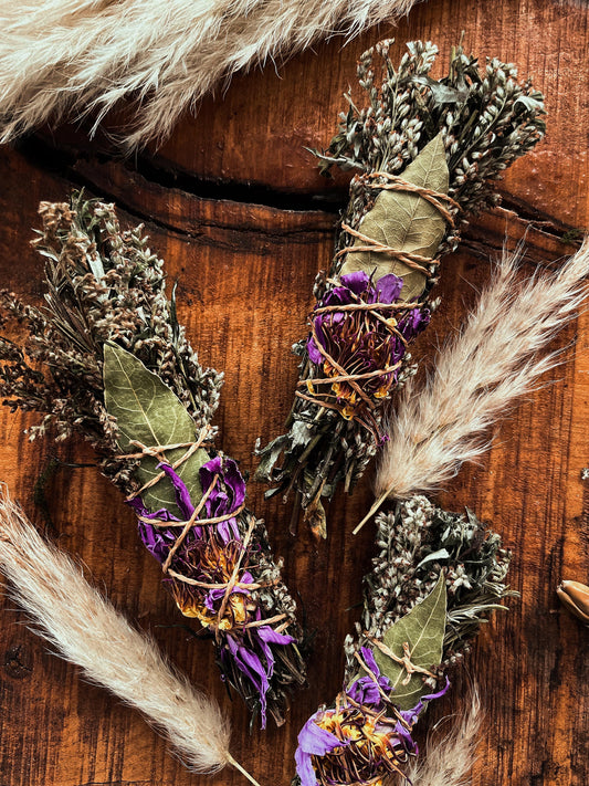 Rosemary, Mugwort, Bay + Blue Lotus Cleansing Wand